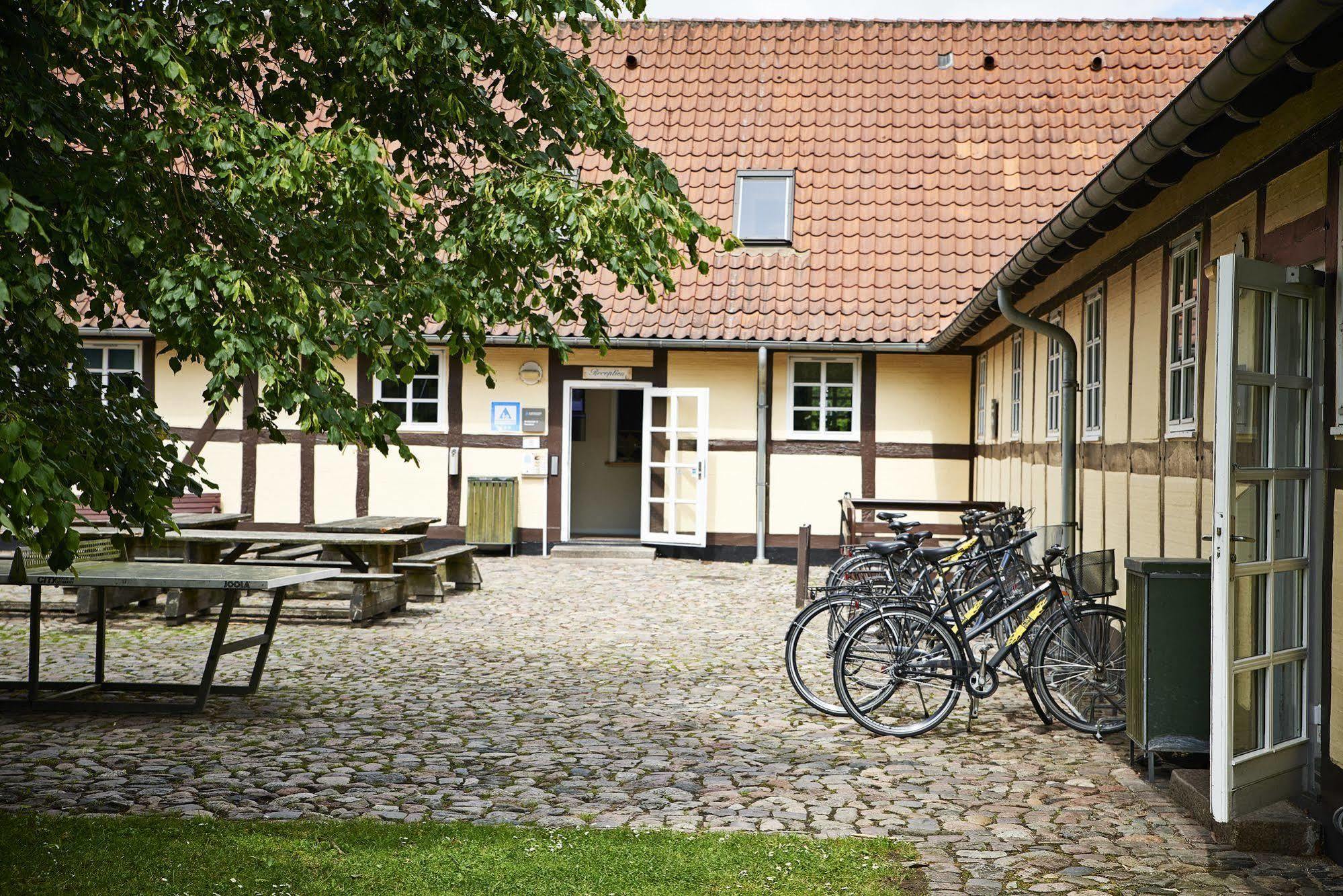 Kragsbjerggaard Vandrerhjem Odense Exterior foto